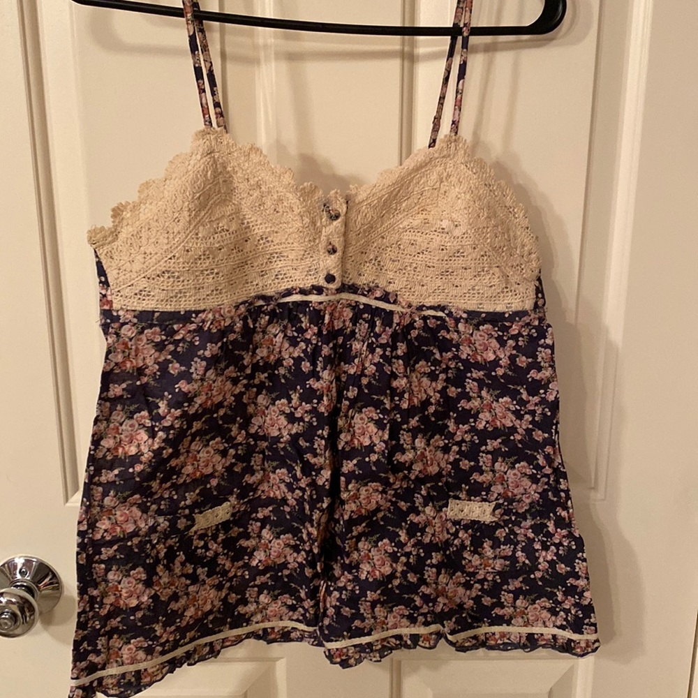 Floral crochet tank